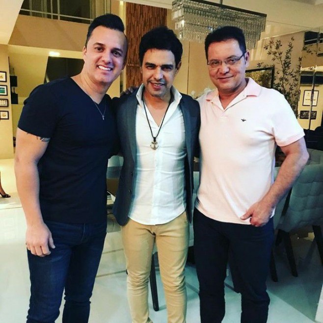 'CHURRASQUINHO DE LEVE COM OS AMIGOS'