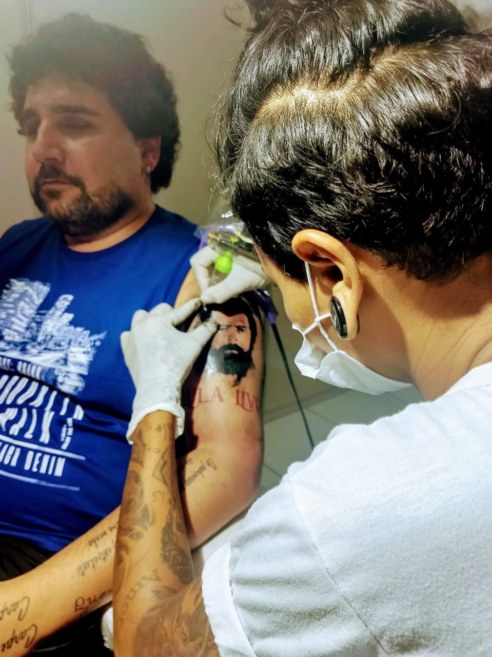 Lúdio Cabral requere à Sesp informações sobre tiros à casa do advogado Paulo Lemos