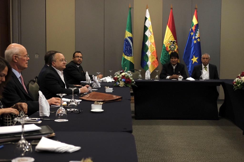 Taques discute fornecimento de gás ao Estado com Evo Morales 