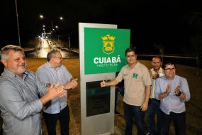 Prefeito entrega obras e reforça planejamento para avançar na humanização do trânsito