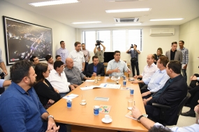 Todos deveriam ajudar porque essa obra não é só para Cuiabá, é para MT, diz Botelho sobre HMC