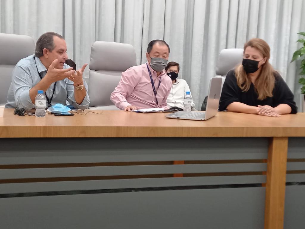 Secretário se reúne na Zona Franca de Dubai em busca de soluções para ZPE