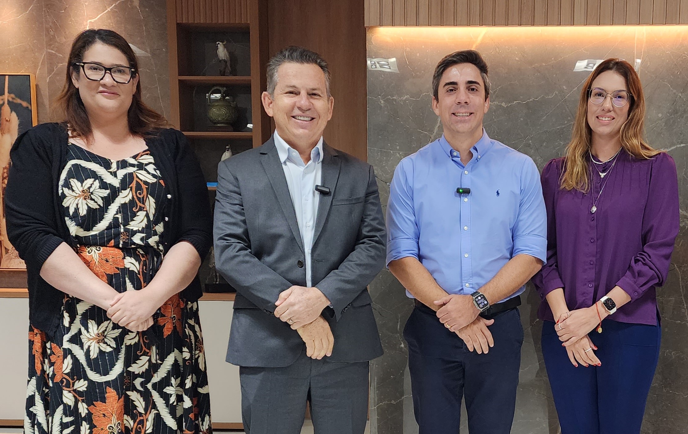 Governador anuncia novo edital para intercâmbio na Inglaterra