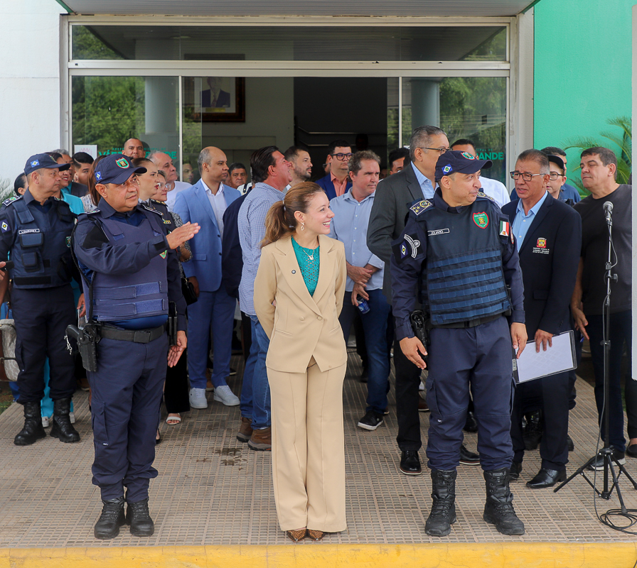 Flávia Moretti: cerimônia de troca de comando da Guarda Municipal