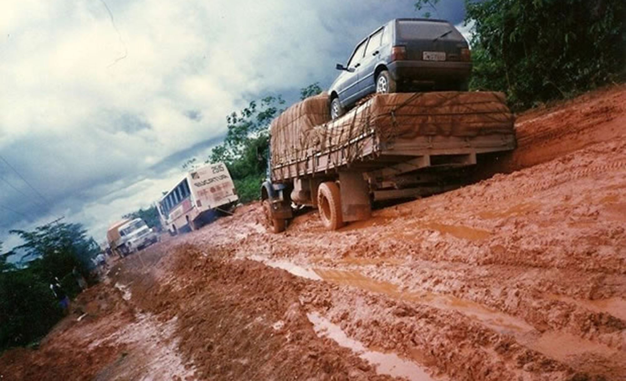 Cobrado por prefeitos, Governo promete licitar MT-140 em 2018