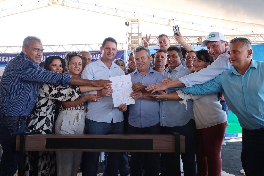Governador assina ordem de serviço do Hospital Regional do Araguaia; obra de 116,7 mi  