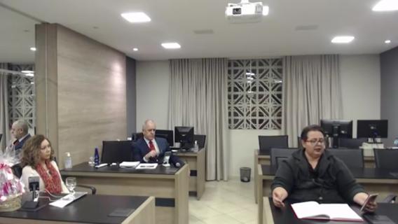 Nutricionista alerta sobre dietas milagrosas e uso indiscriminado de fitoterápicos no tratamento de doenças 