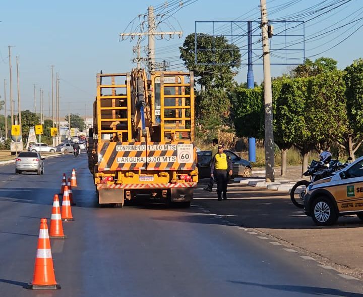 Cuiabá: Semob autua quase 3 mil veículos de carga em trânsito irregular 