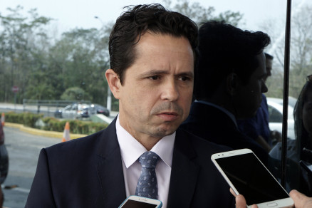 Delegado nega acusação sobre imposição nas investigações contra prefeito