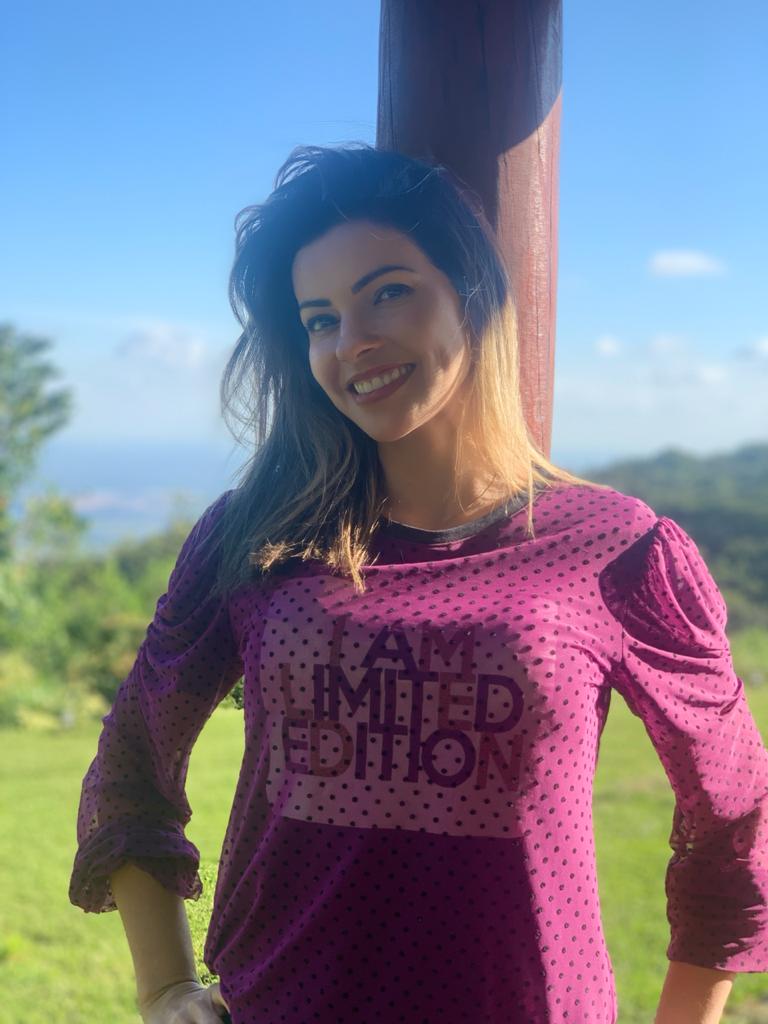 Procuradora relata como superou o câncer de mama: eleve o pensamento à cura