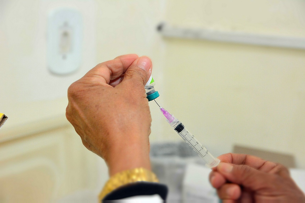 Cuiabá confirma novo lote de vacinas anticovid para crianças de 3 a 4 anos