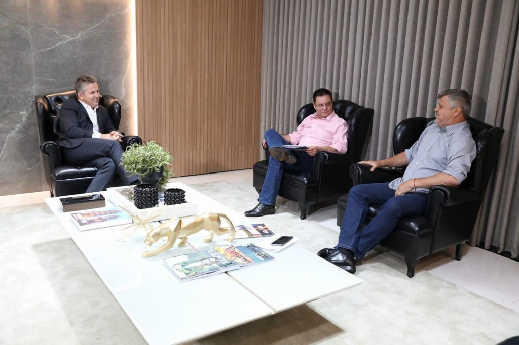Em reunião no Paiaguás, Mauro Mendes e Stopa alinham ações