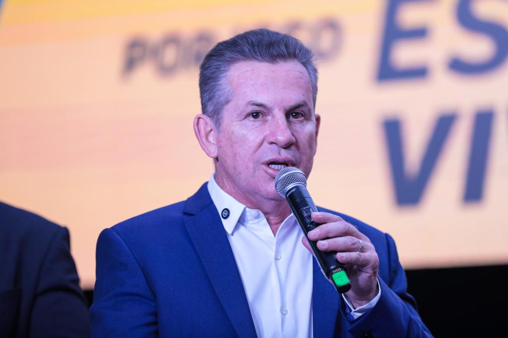 Um dos melhores laboratórios públicos do Brasil, diz Mendes