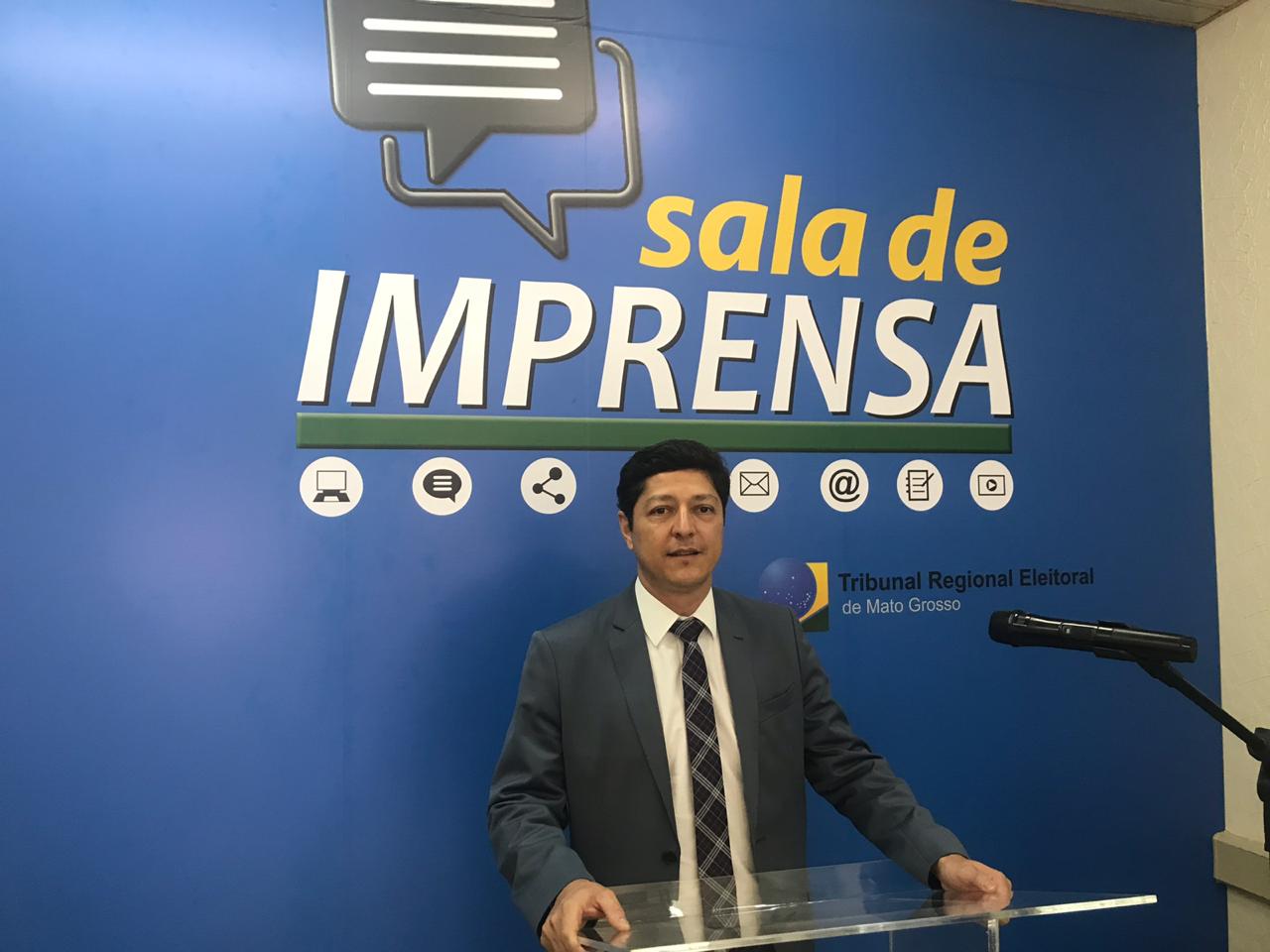 Parcial TRE: eleitora em Cuiabá tenta fotografar voto e vai para Cadeião