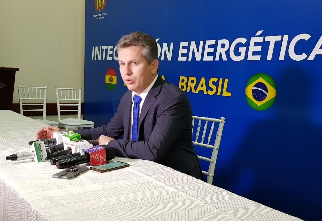 Governador destaca desenvolvimento da indústria com novo contrato de gás natural