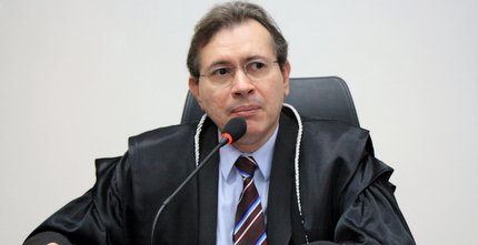 Justiça eleitoral determina perda de inserções de candidata ao Governo