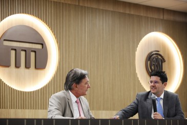 Palestra sobre Controle de Constitucionalidade fecha primeiro dia do Congresso Internacional