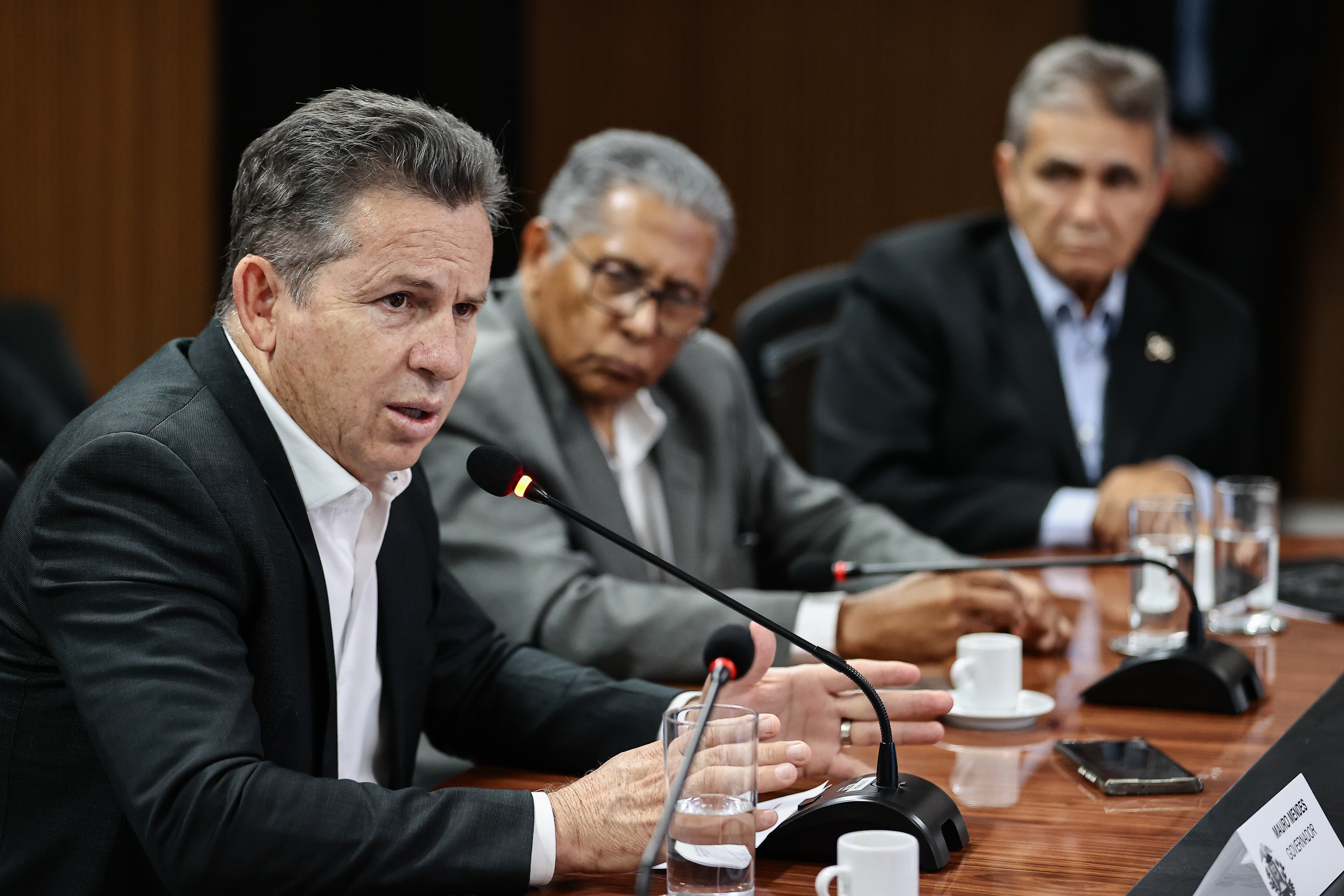 Governo vai entregar escrituras de imóveis a mais de 13 mil famílias