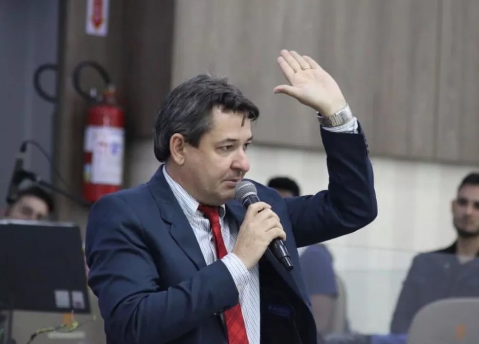 Candidato ao Governo, Marcos Ritela, diz que 27 segundos é o preço da não negociação
