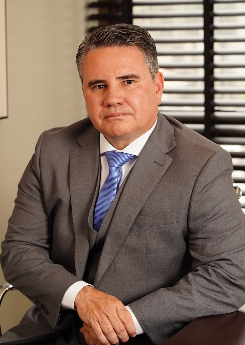 TRIBUTARISTA CRITICA TAXA DAS BLUSINHAS