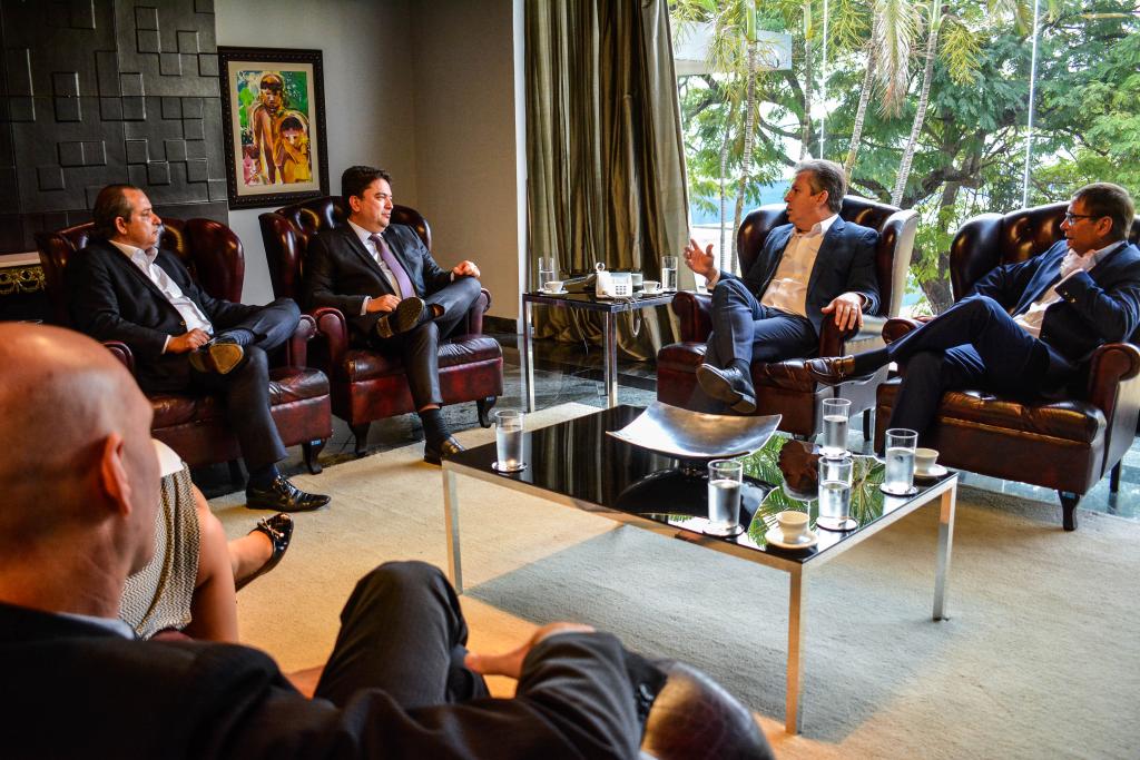 BRF anuncia investimentos de R$ 59 mi e governador aponta recuperação de MT