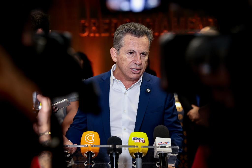 Nota: Mauro Mendes recebe alta e vai continuar tratamento em casa