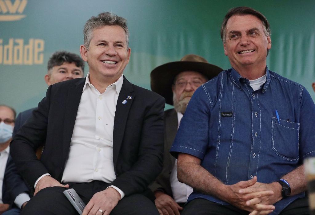 Encontro com Bolsonaro: mais de 100 prefeitos declaram apoio a Wellington e Mauro