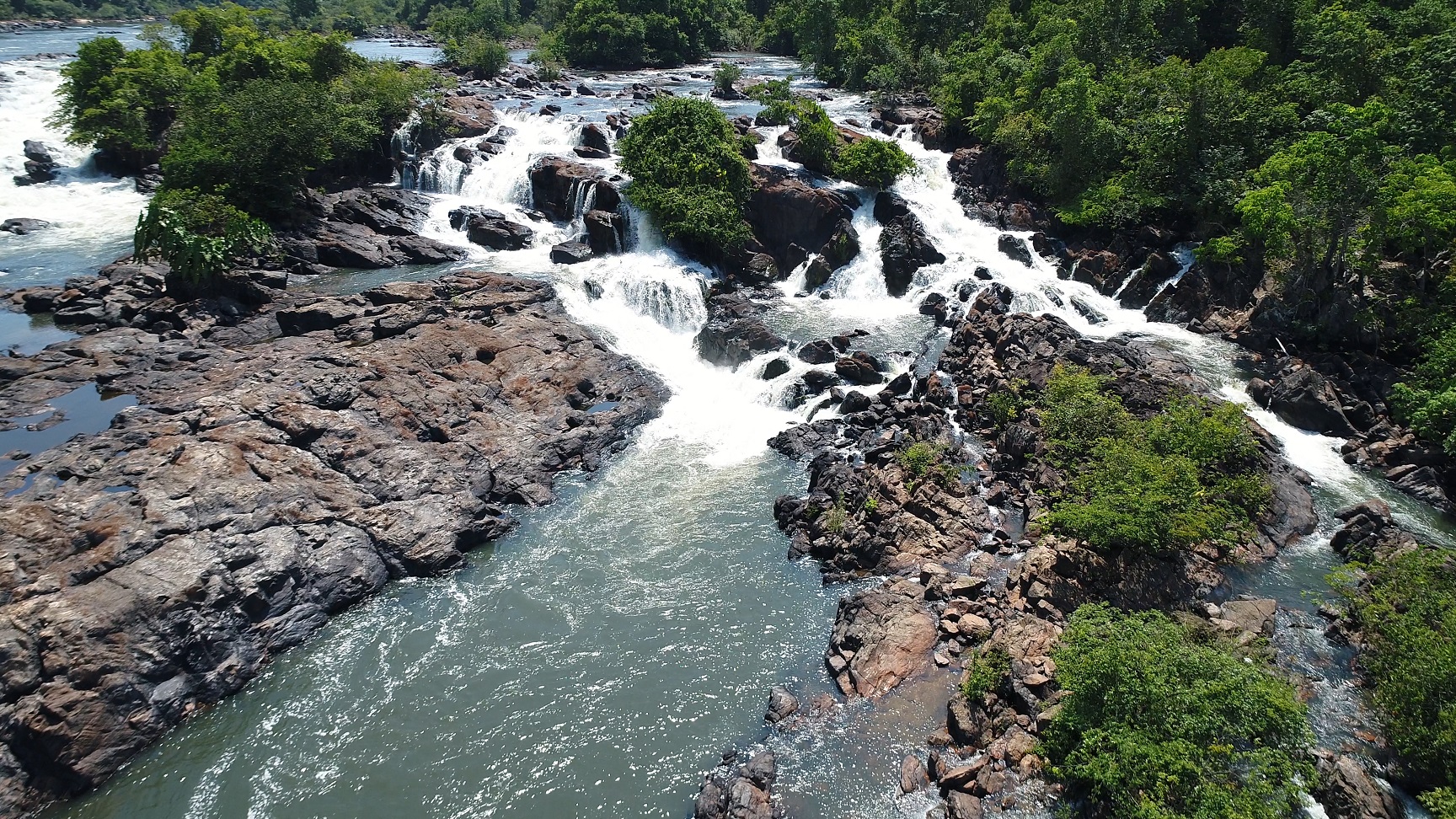 Projetos hidrelétricos colocam em risco povos indígenas e rios na bacia do Juruena