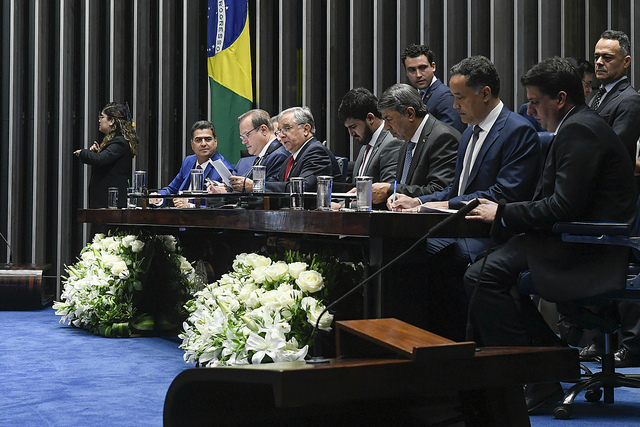Sessão solene do Congresso destaca potencial econômico de Cuiabá