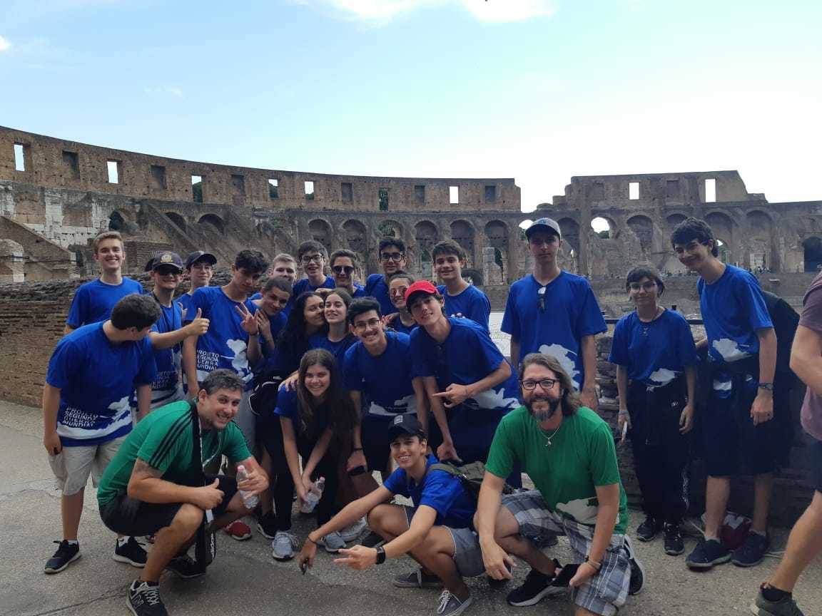 Estudantes refazem caminho dos Aliados na Segunda Guerra Mundial   