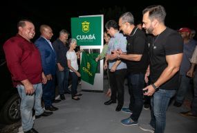 Prefeito de Cuiabá celebra aniversário com entrega de praça 
