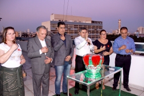 Prefeito recebe a visita dos festeiros do Senhor Divino