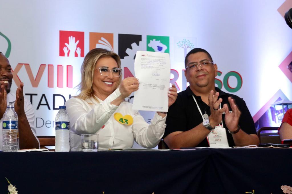 Campanha: Márcia Pinheiro assina Carta Compromisso com a Educação Pública 
