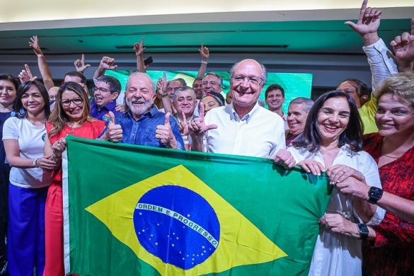 Lula sobre PIB: Vai crescer mais que os pessimistas estão prevendo