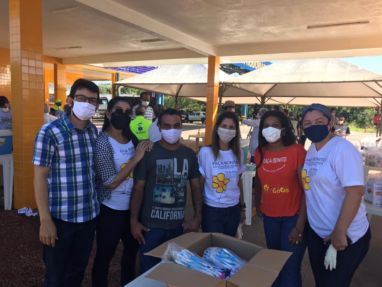 AMAM doa máscaras e escovas de dentes para campanha Faça Bonito – Proteja nossas crianças