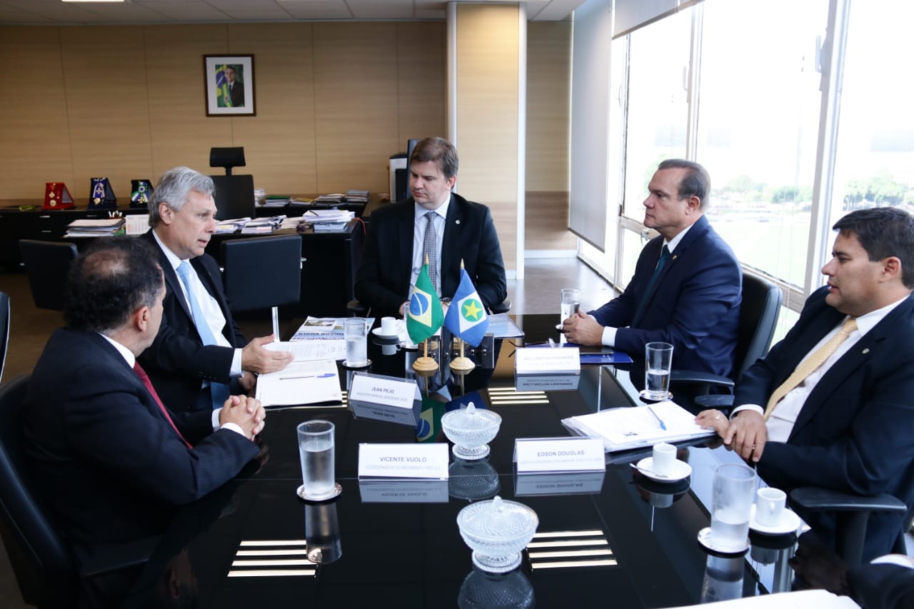 Ministério avança nas tratativas sobre VLT de Cuiabá, diz senador