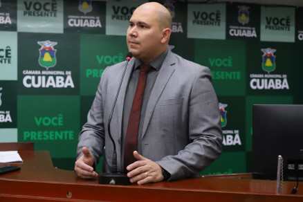 Reta final: durante programa, Abílio aposta no quadro familiar 