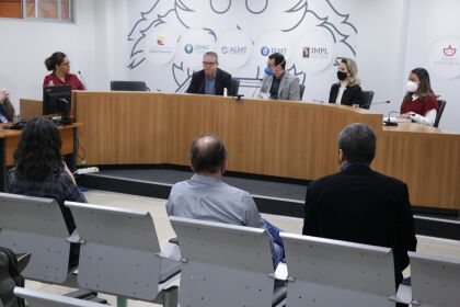 Após reunião na AL, secretário promete avançar sobre reivindicações sindicais