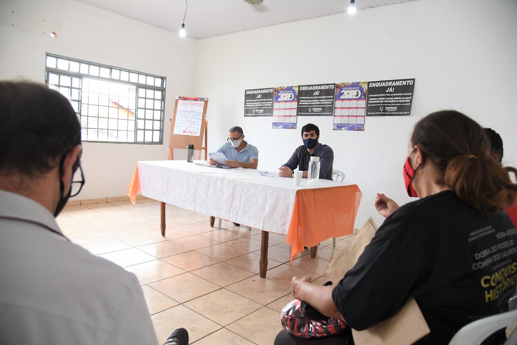 Emanuelzinho discute com Sintep melhorias de trabalho a categoria