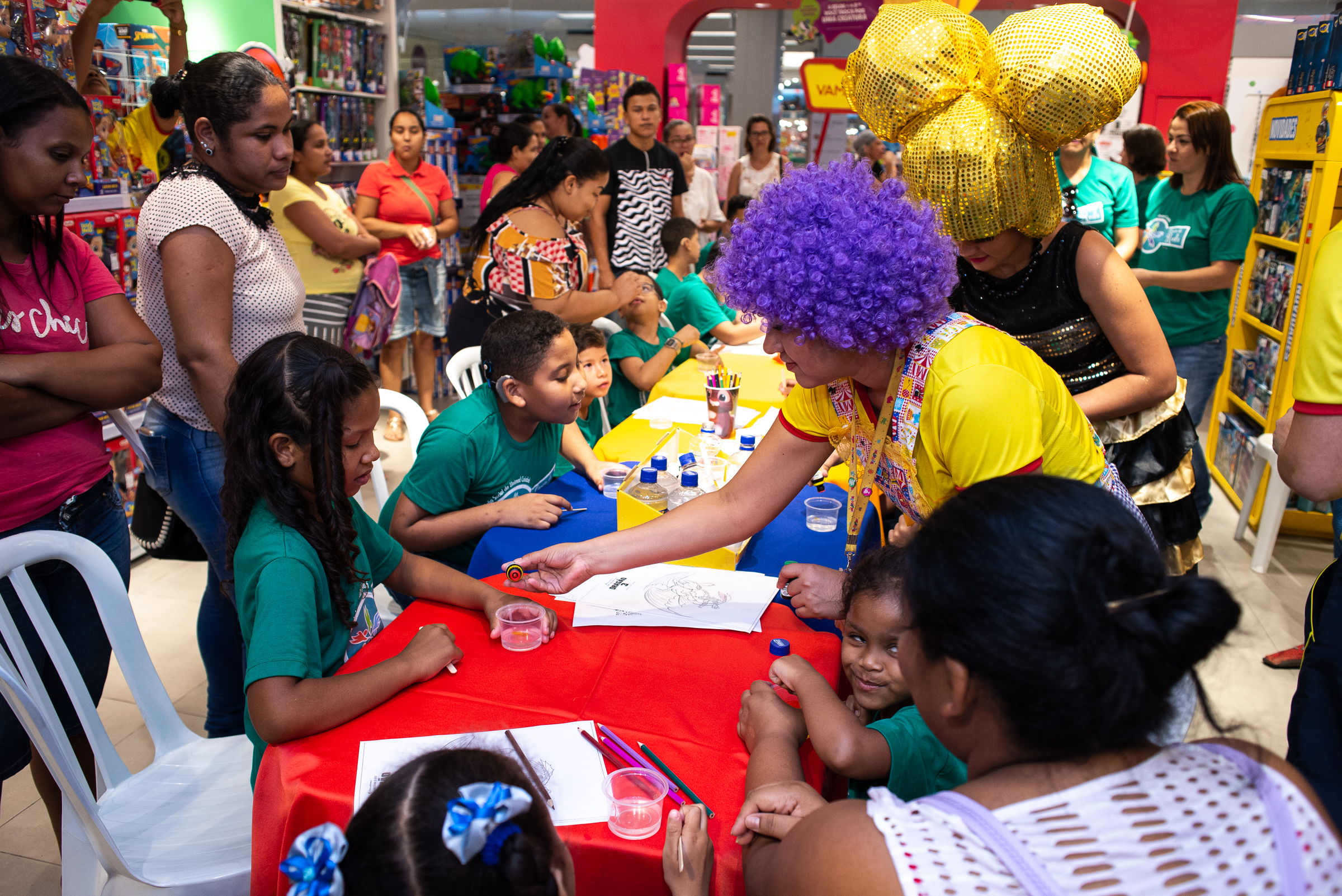 Crianças são beneficiadas com campanha de arrecadação de brinquedos