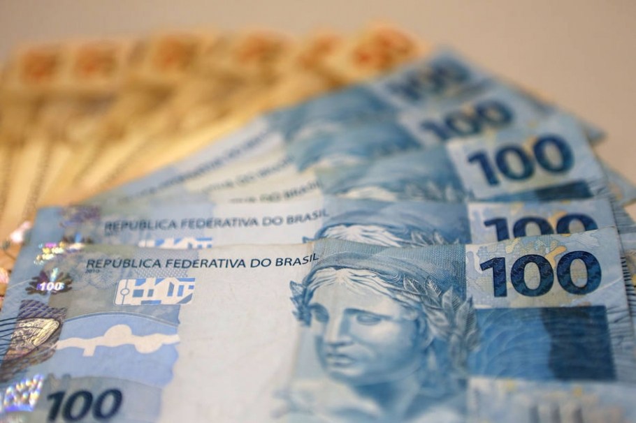 IPC-S: inflação semanal fica praticamente estável em 0,63%