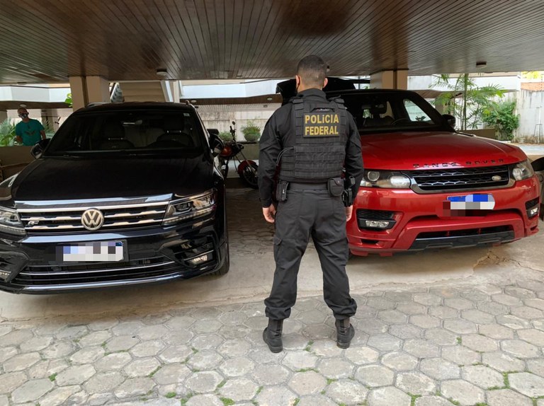 PF 60 cumpre mandados de prisão em 7 estados; advogado é preso em MT