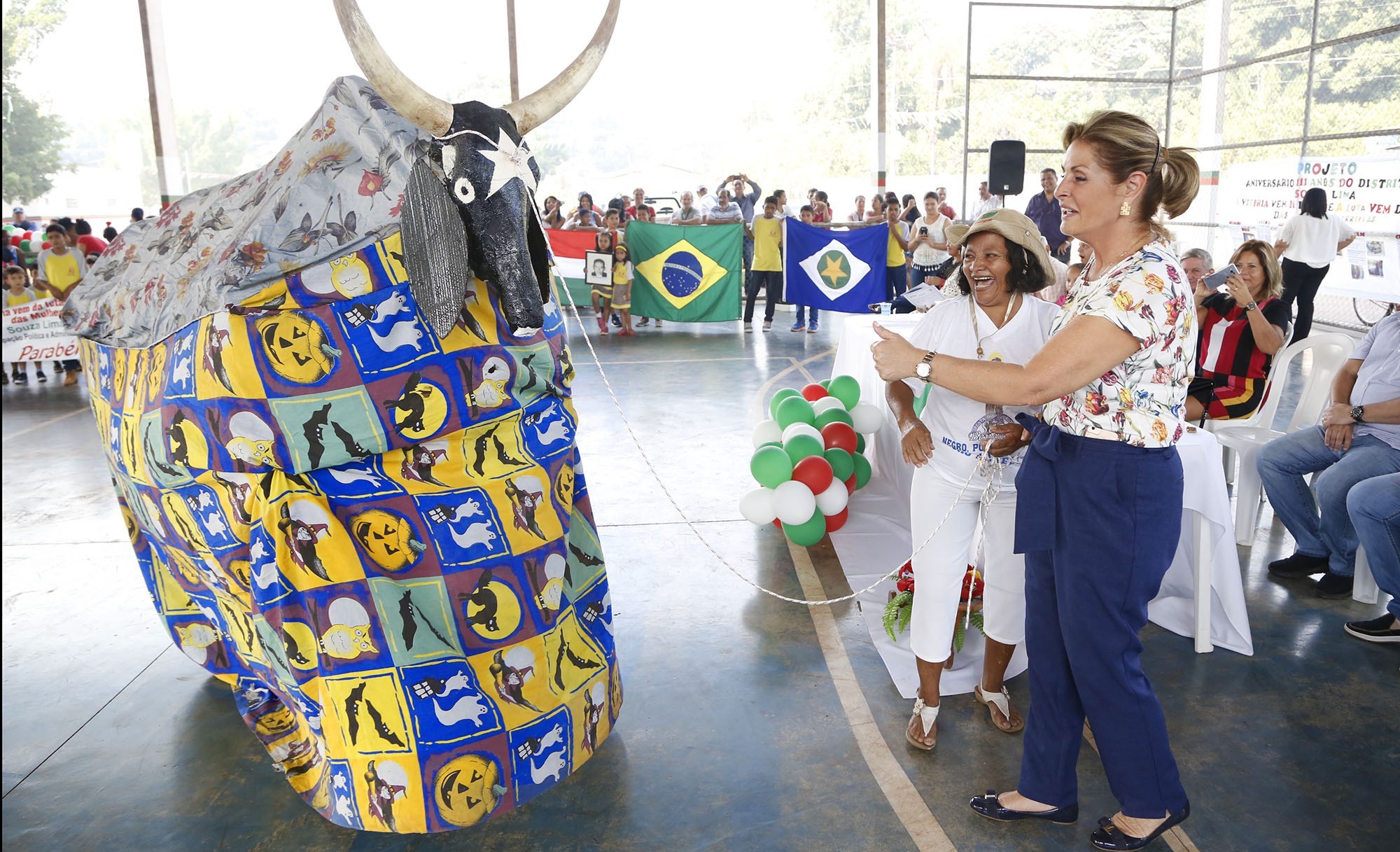Prefeita participa das comemorações dos 111 anos do Souza Lima 