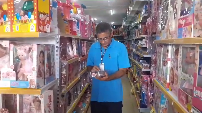 Fiscalização apreende centenas de brinquedos irregulares em MT