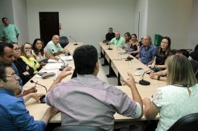 Emanuel e hospitais filantrópicos buscam fim do impasse no atendimento