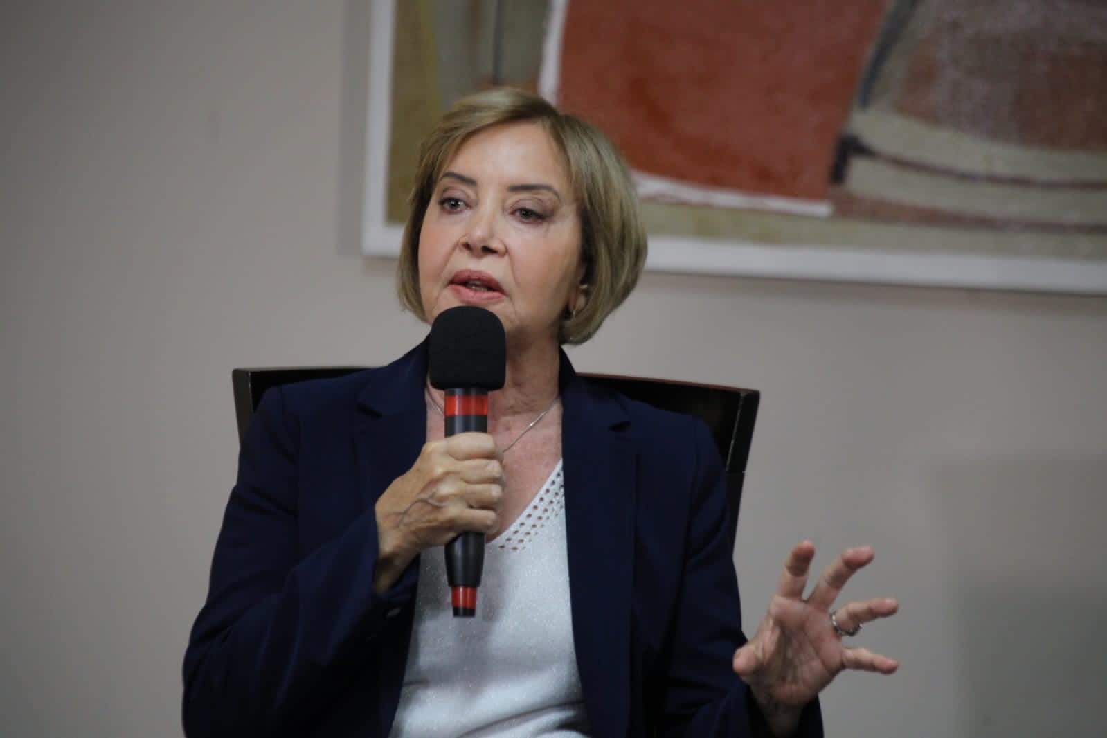 Presidente do Tribunal de Justiça passa mal e é internada em SP