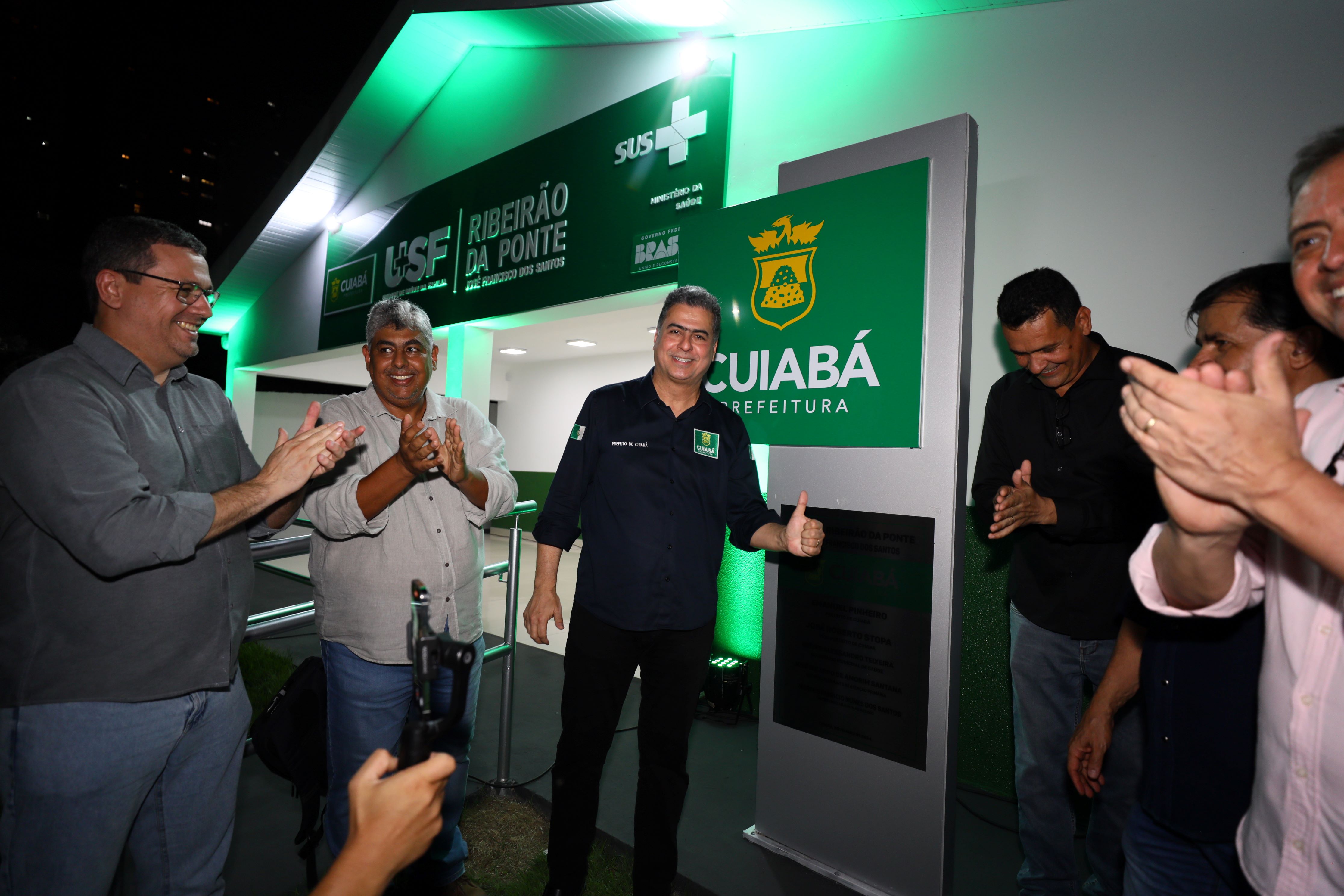 Investimento: Emanuel entrega mais uma unidade de Saúde ampliada