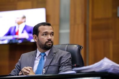 'Recebo com espanto a notícia', diz deputado sobre investigação da PGR