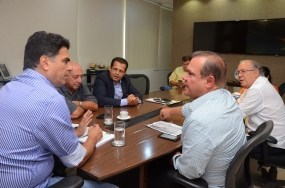 Emanuel anuncia destino de R$ 12 mi à Santa Casa em recursos federais