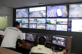 Circulação de caminhões no Centro está sob o crivo de videomonitoramento 